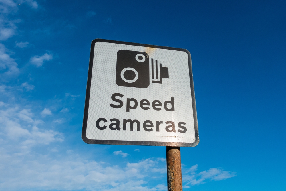 The Science Behind 4D Plates and Their Interaction with Speed Cameras