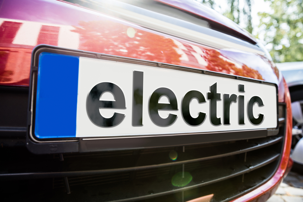 What Does a Green Line on a Number Plate Mean?